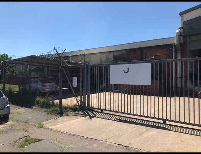 918M² FACTORY TO LET IN HAMMARSDALE